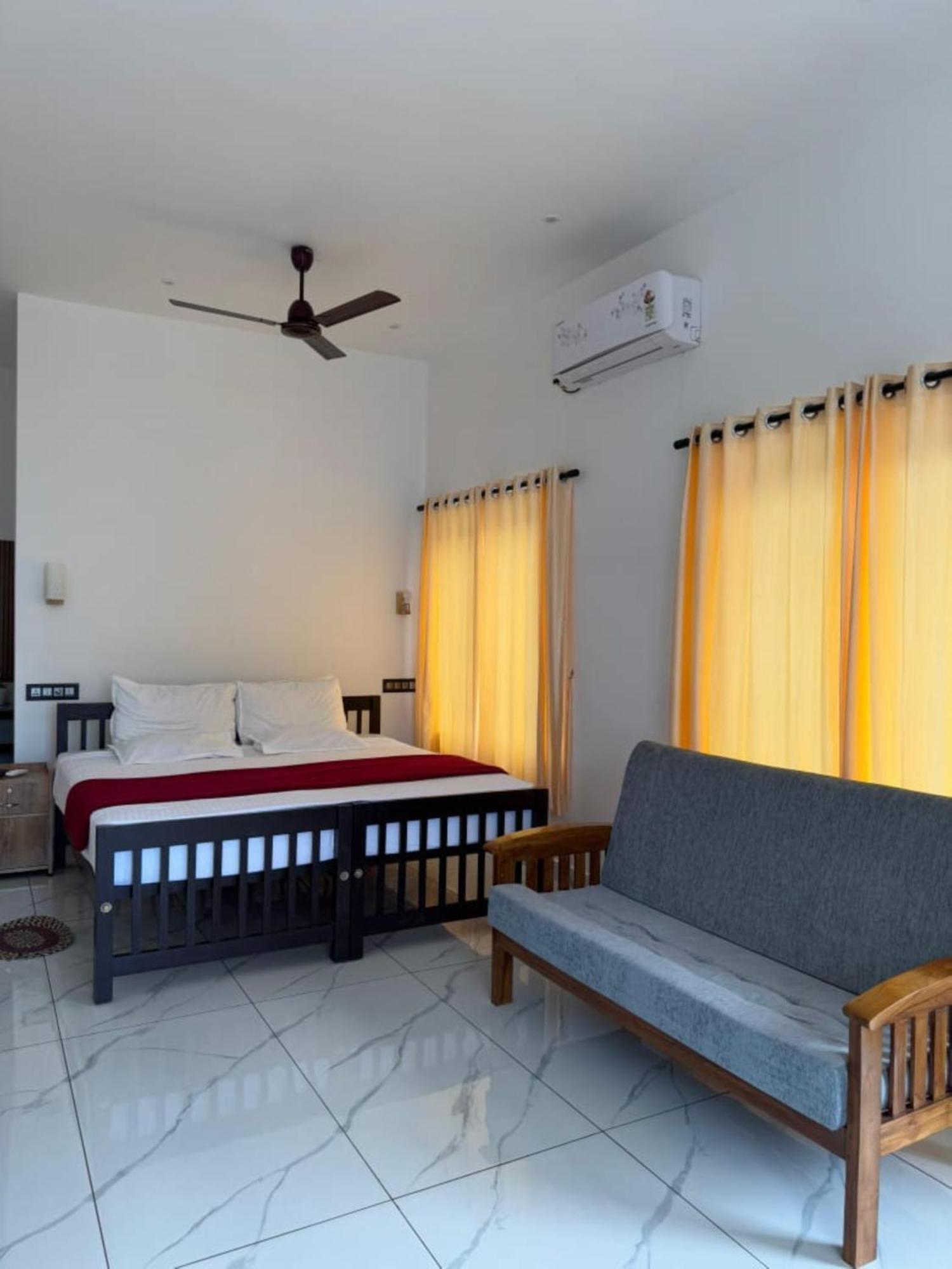 Hotel Appu'S Nido Pallipuram Esterno foto